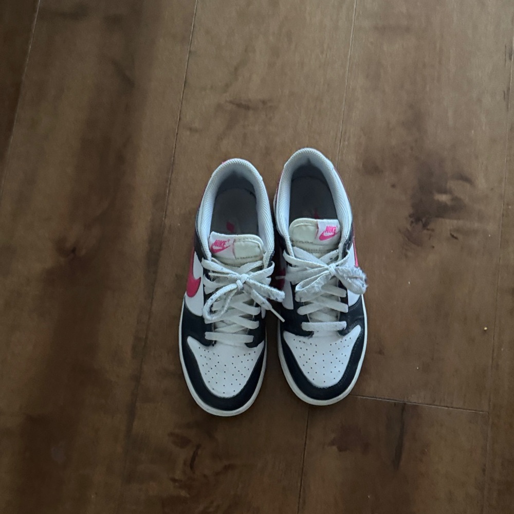 Nike Kids' Black and Pink Sneakers
